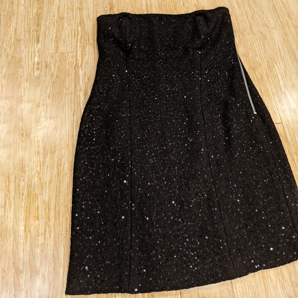 MICHAEL KORS Sexy Strapless Little Black Dress in Size 2 Wool Blend With Sequins - Picture 3 of 12